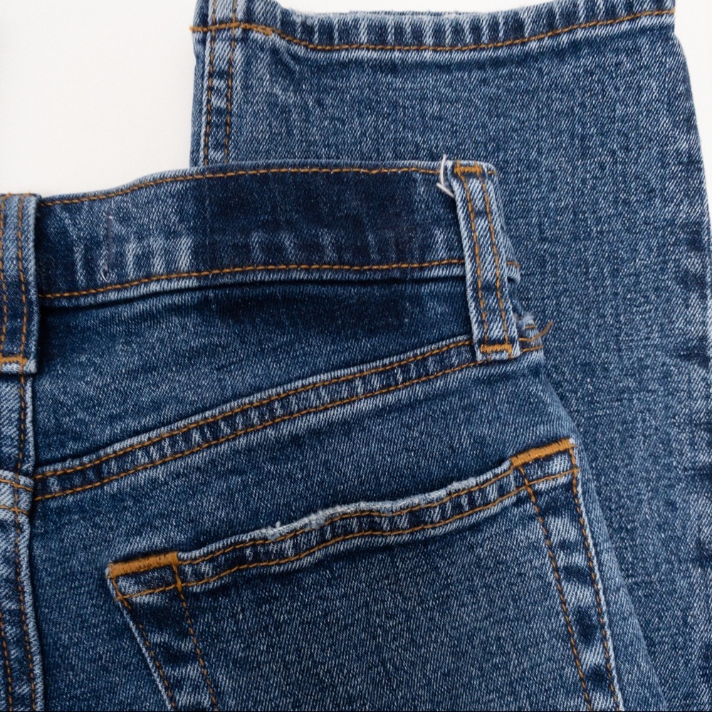 ABERCROMBIE & FITCH Ultra High Rise Ankle Straight Jeans Medium Wash Size 0 / 25 - Picture 8 of 9